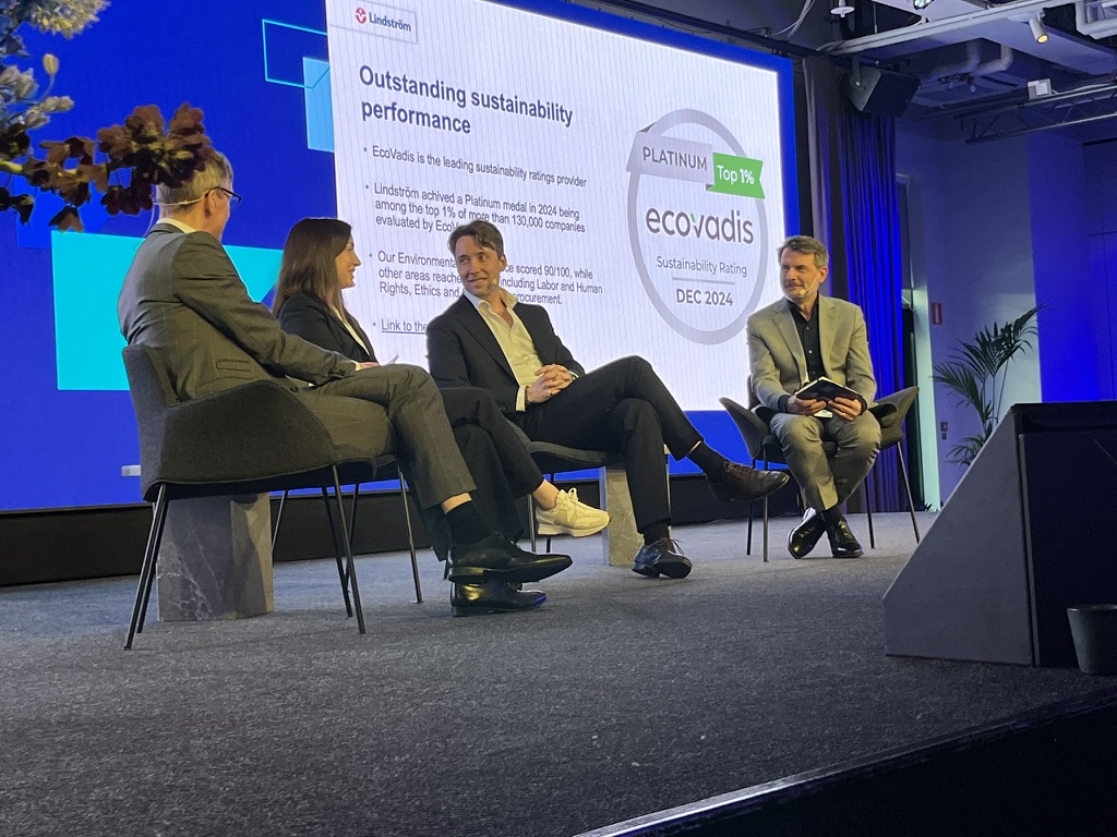 Halvor Lukerstuen on panel at HR Connect 2025 in Sweden